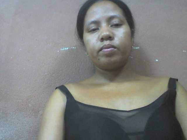 Tharcile live cam on BongaCams