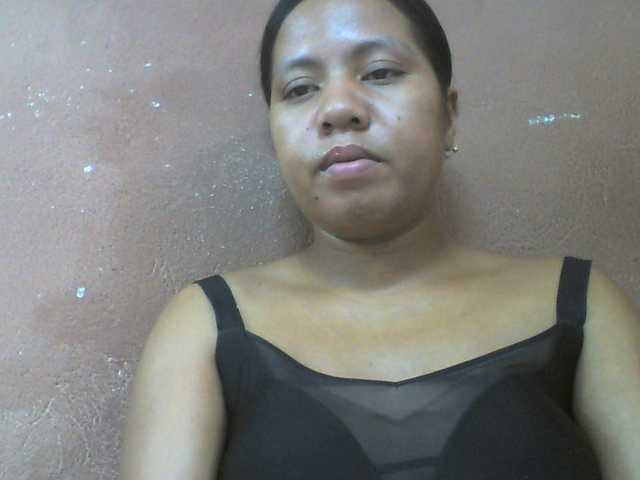 Tharcile live cam on BongaCams