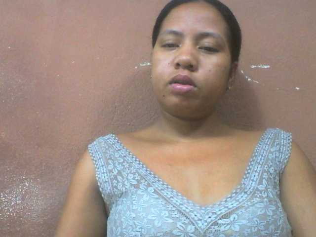 Tharcile live cam on BongaCams