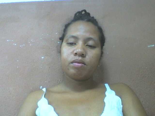 Tharcile live cam on BongaCams