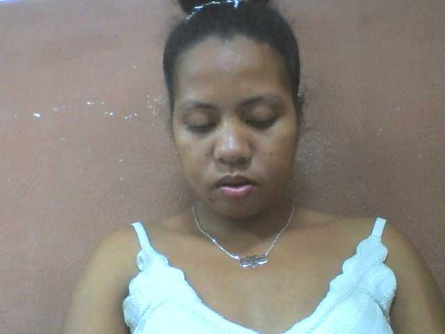 Tharcile live cam on BongaCams