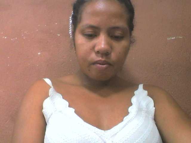 Tharcile live cam on BongaCams