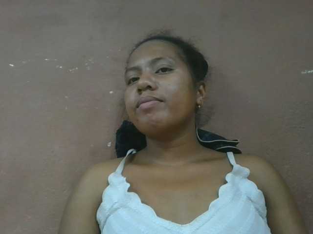 Tharcile live cam on BongaCams