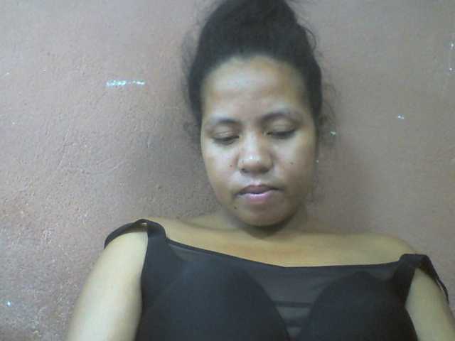Tharcile live cam on BongaCams
