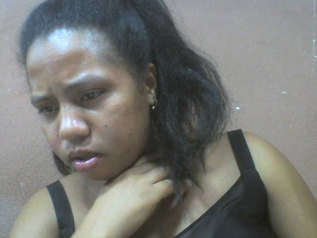 Tharcile live cam on BongaCams
