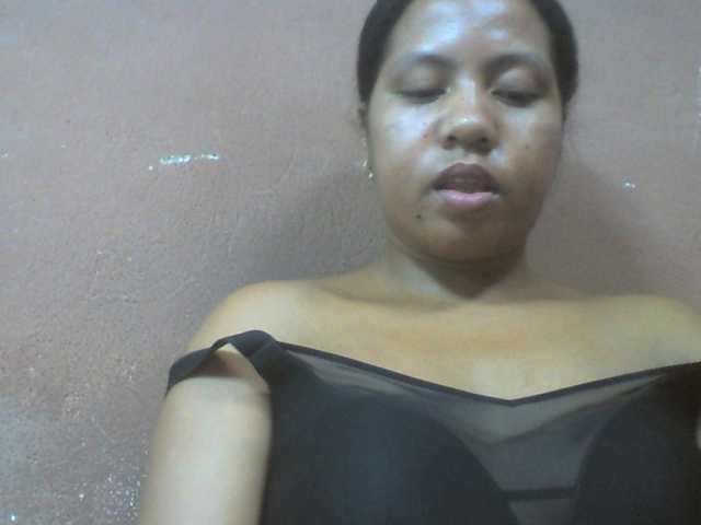 Tharcile live cam on BongaCams