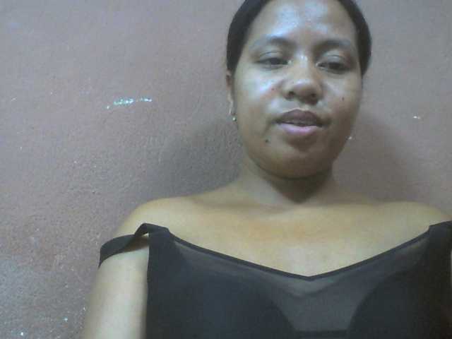 Tharcile live cam on BongaCams