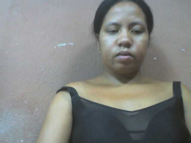 Tharcile live cam on BongaCams