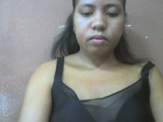 Tharcile live cam on BongaCams