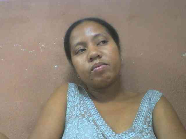 Tharcile webcam
