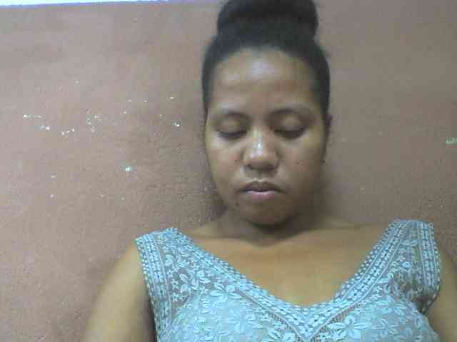 Tharcile webcam