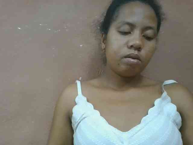 Tharcile webcam