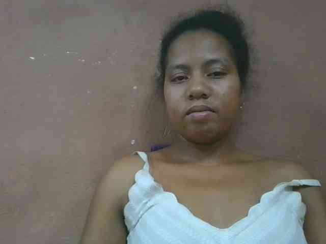 Tharcile webcam