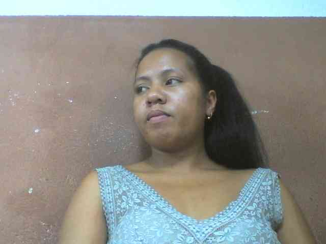 Tharcile's webcam live show
