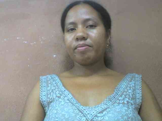 Tharcile webcam