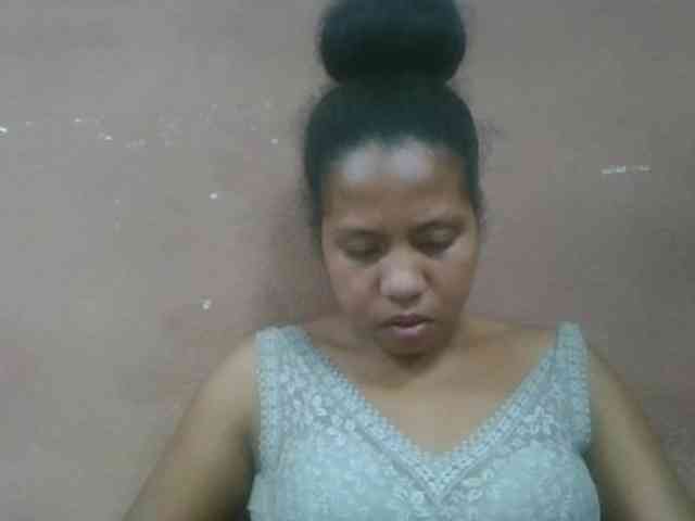 Tharcile webcam