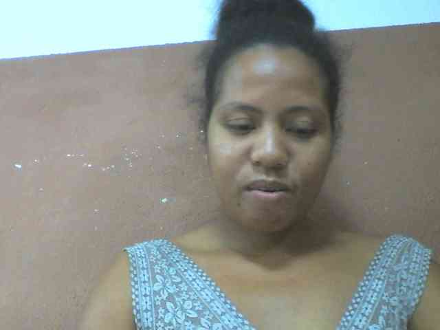 Tharcile webcam