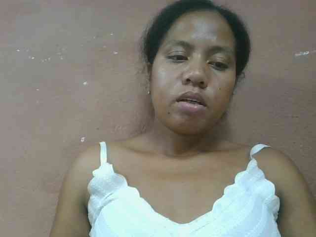 Tharcile webcam