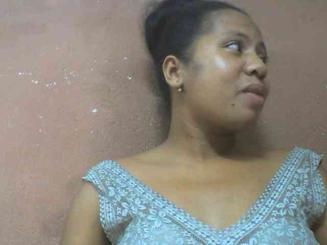 Tharcile webcam