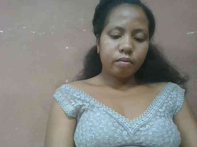 Tharcile webcam