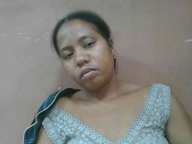 Tharcile webcam