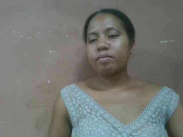 Tharcile webcam