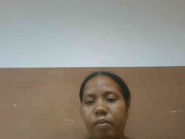 Tharcile webcam