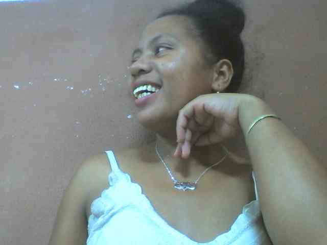 Tharcile webcam