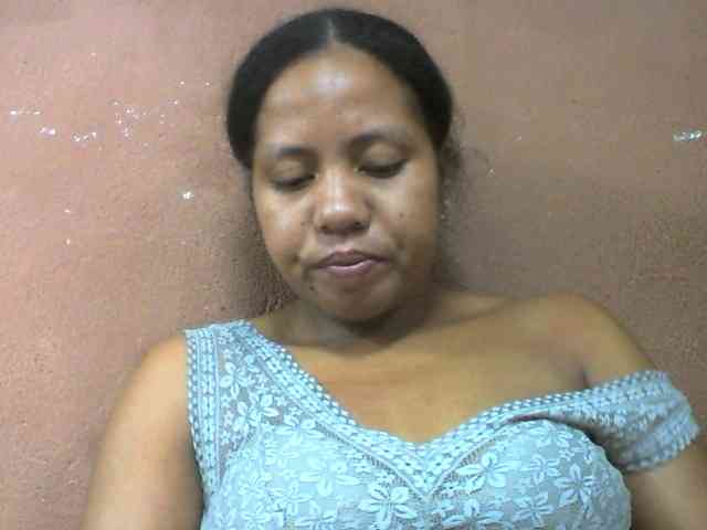 Tharcile webcam