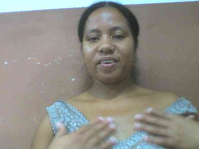 Tharcile webcam