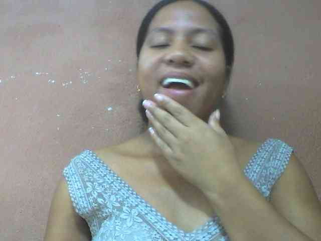 Tharcile webcam