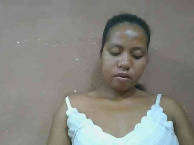 Tharcile webcam