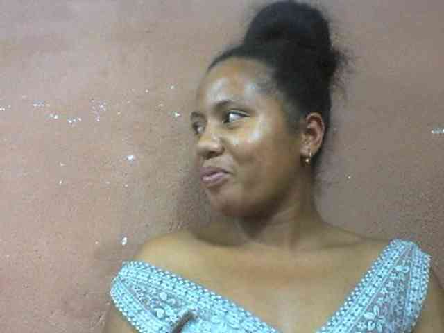 Tharcile webcam