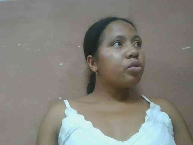 Tharcile webcam