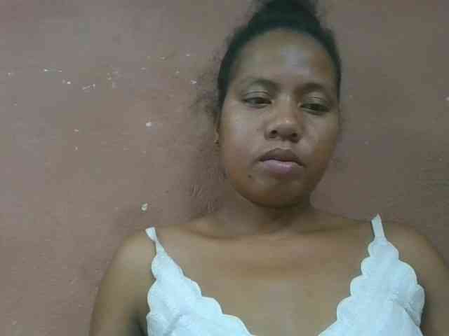 Tharcile webcam