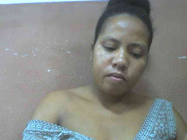 Tharcile webcam