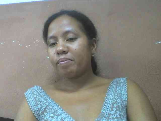 Tharcile webcam