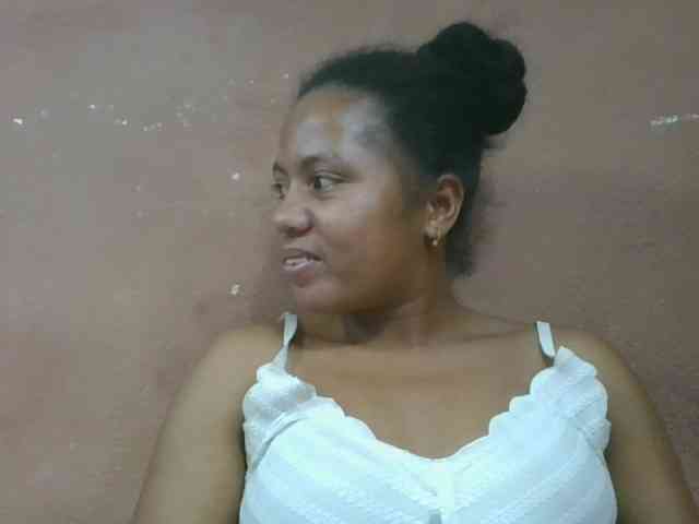 Tharcile webcam