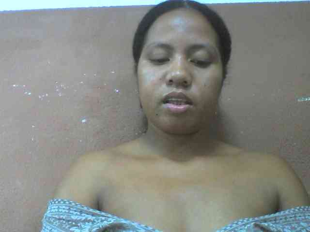 Tharcile webcam
