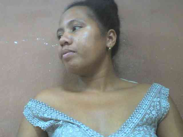 Tharcile webcam