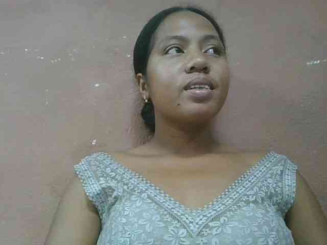 Tharcile Live Webcam on BongaCams