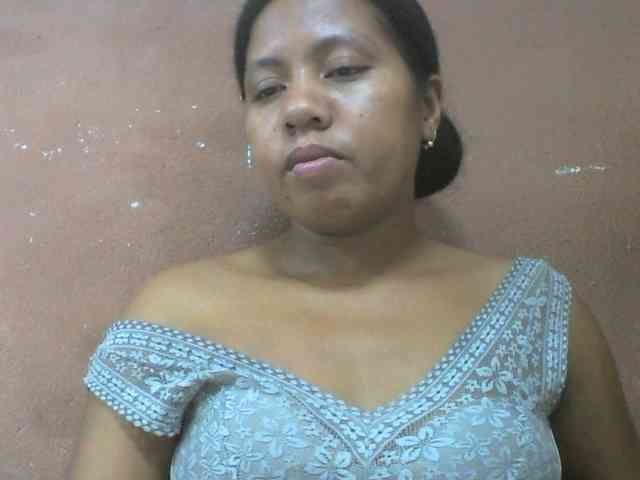 Tharcile webcam