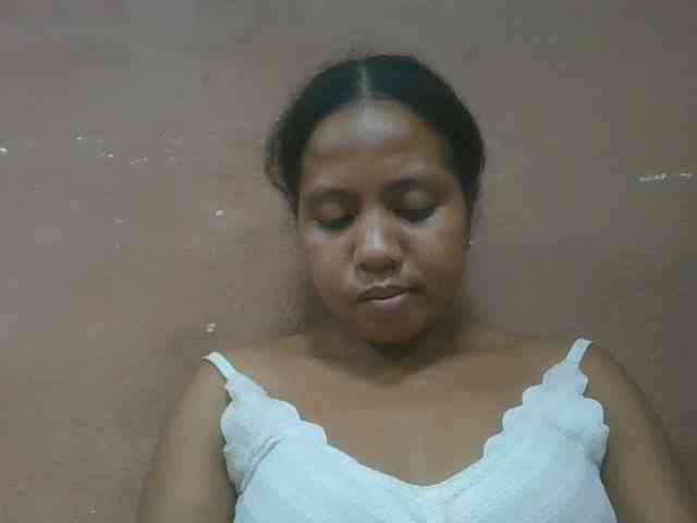 Tharcile webcam