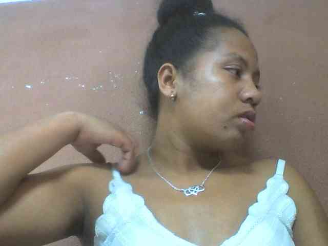 Tharcile webcam