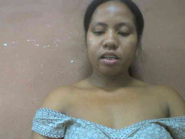 Tharcile webcam