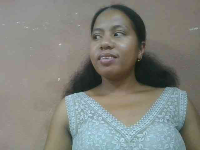 Tharcile webcam
