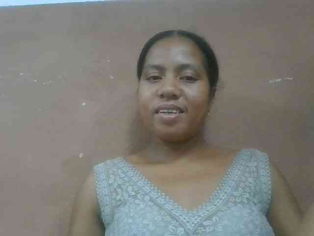 Tharcile webcam