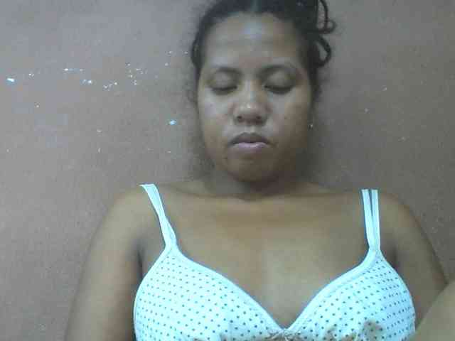 Tharcile webcam