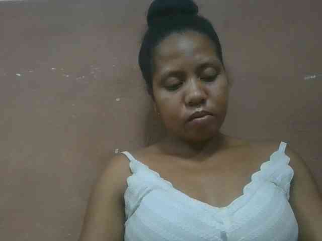 Tharcile webcam