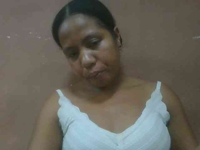 Tharcile webcam